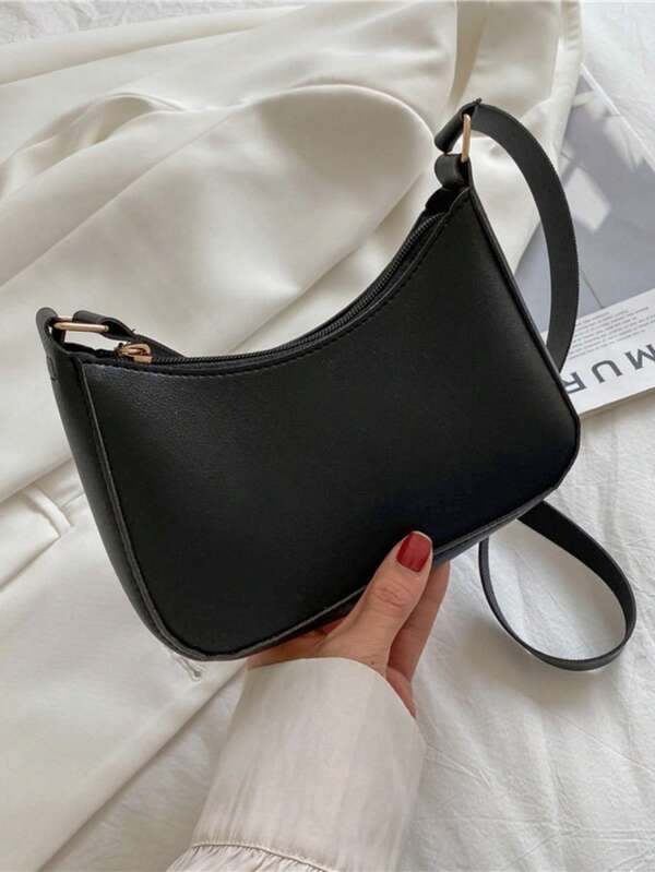 حقيبة كتف أنيقة من الجلد الصناعي بتصميم بسيط