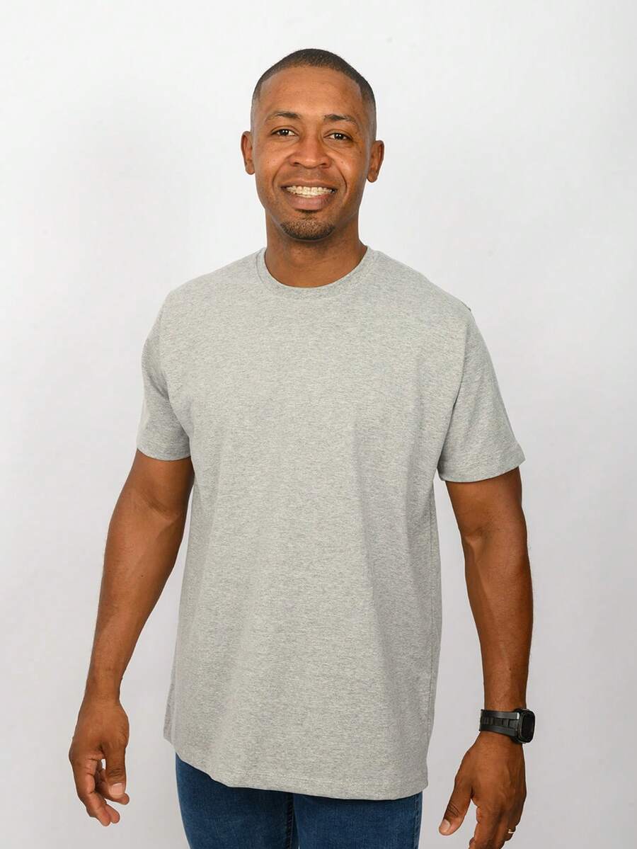 Camiseta Gola Redonda Lisa Masculina Estilo Casual - Cinza - Visão 1