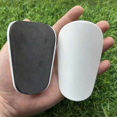 迷你轻便足球训练护腿板、护膝、运动防护装备，适合足球爱好者