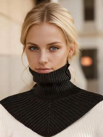 1件女士纯色V领针织围脖，柔软舒适，休闲百搭，适合日常通勤穿着，高端保暖外套，也适合作为礼物送给家人朋友，秋冬季可搭配连衣裙穿着。