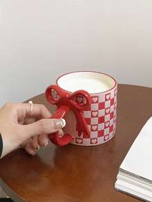 Joivida 1 件 11.6 盎司陶瓷杯，带弓形手柄和心形图案，哑光浮雕心形设计，格纹咖啡杯，适合家居装饰、日常饮水、早餐牛奶杯、下午茶杯、咖啡馆拿铁艺术杯、礼物、情侣杯返校