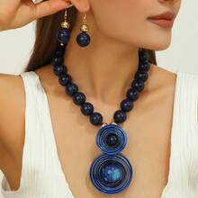 Set de 3 piezas de collar y aretes bohemios, africanos y coreanos hechos a mano con alambre de aluminio multicapa exagerado, brillante para vacaciones, fiestas, playa y estilo vintage