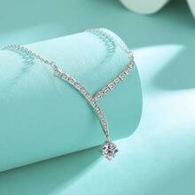 LOVESSOM A 925 Silver 1 Carat Moissanite Necklace For Women, A Versatile Snake Necklace With A Simple Design For Men And Women, A High-Quality Pendant Necklace For Couples, Suitable For Banquets, Parties, Weddings, Proposals, Christmas, Thanksgiving, Halloween, Valentine's Day, Back-To-School Season, Wedding Season, Birthdays, Anniversaries, And New Year Gifts.