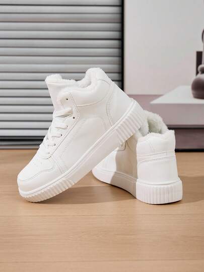 أحذية رياضية بيضاء متوسطة الارتفاع مبطنة دافئة للرجال في فصل الشتاء، أحذية رياضية كاجوال مضادة للانزلاق للأزواج، مناسبة للأنشطة الخارجية والأوقات الحرة