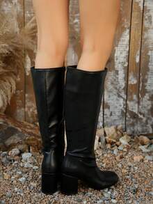 2024 秋冬女士厚底高跟弹力修身踝靴、新款袜靴和中筒短靴