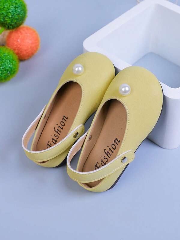 2025 Girls' Fashionable Princess Shoes, Summer New Soft Bottom Non-Slip Beach Princess Style Comfortable Versatile Girls' Shoes
