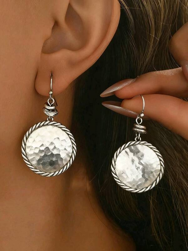 1 Pair Vintage Minimalist Round Hammered Floral Rim Design Pendant Earrings, Suitable As Jewelry Gift For Women's Casual Daily Wear