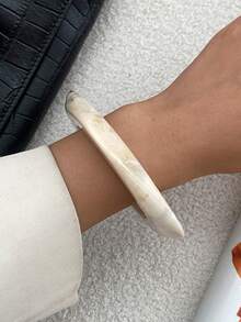 1pc/4pcs/Set Bohemian Geometric Arc Smooth Resin Cuff Bracelet, Luxurious Casual Party Women Couples Wedding Holiday Versatile Metal Jewelry Bracelet Gift (The Material And Color Of The Bracelet Are Subject To The Actual Product)