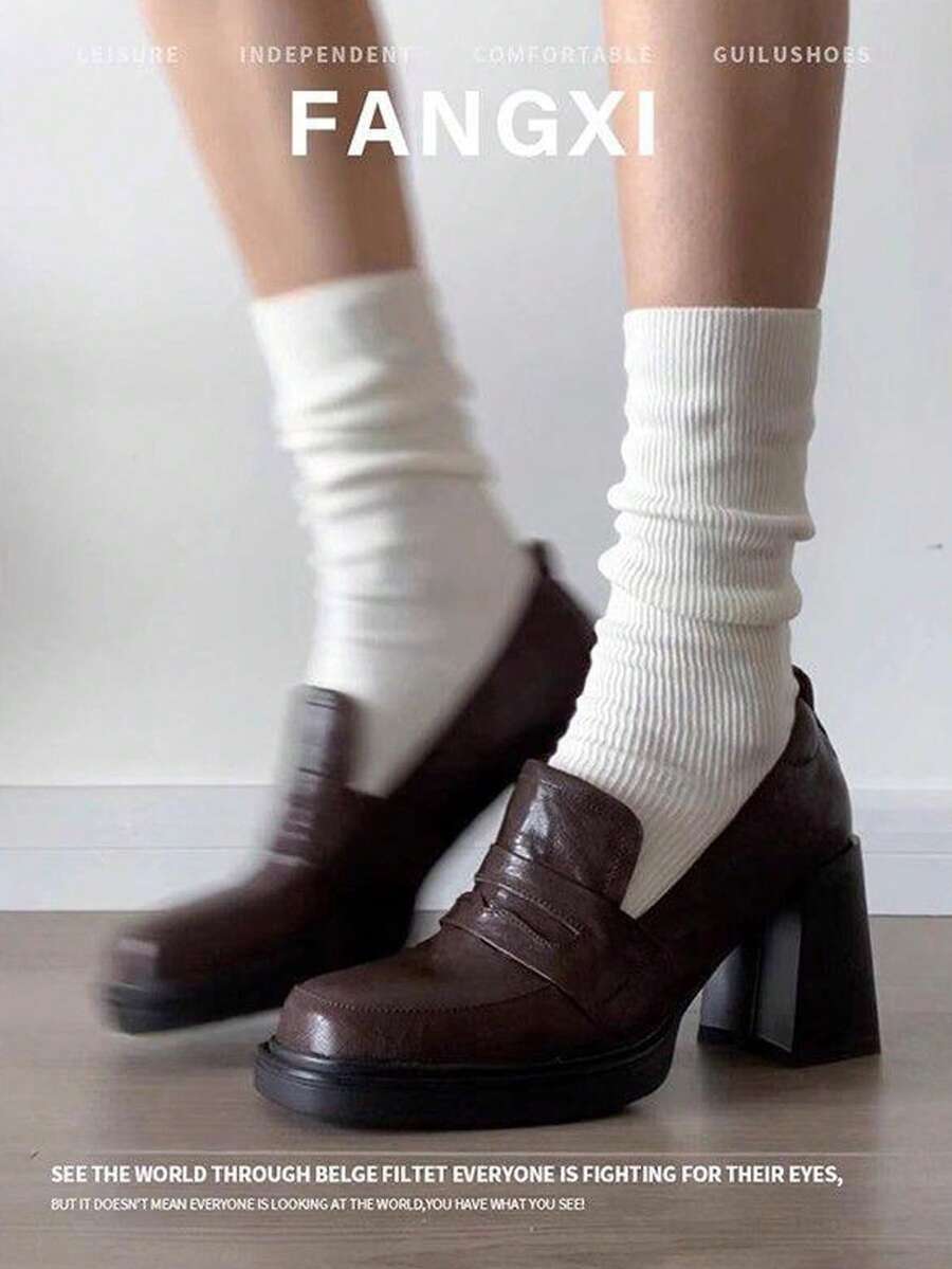 Women Loafers Shoes - 亮光棕色 - 查看 1