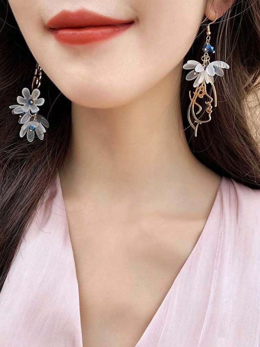 1pc Fashionable Flower Petal Long Tassel Earrings, Asymmetric Ethereal Ear Hooks To Slim Face