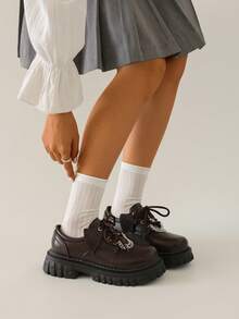 1 Pair Solid Color Casual PU Leather Bat Wing Halloween Flats, Black Versatile Round Toe Thick Sole Retro Mary Jane Shoes For Women - Brown - View 6