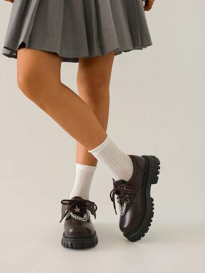 1 双纯色休闲 PU 皮革蝙蝠翼万圣节平底鞋，黑色百搭圆头厚底复古玛丽珍鞋，适合女士