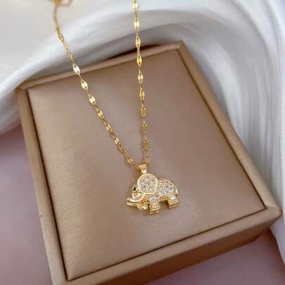 Stainless Steel Chain Luxury 3D Elephant Necklace For Women Collarbone Chain Luxury Niche Design Jewelry Gift