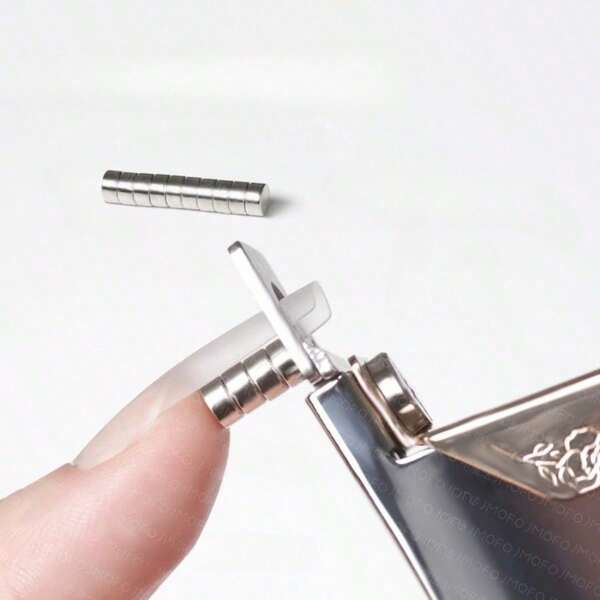 10/30 piezas Imán cilíndrico de ojo de gato multifuncional fuerte posicionador de corte de uñas Mini imán de ojo de gato desmontable Barra magnética de precisión de ojo de gato para esmalte de uñas de gel UV