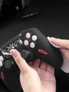 3 件/套：1 个蜘蛛网设计 PlayStation 5 控制器保护套 + 1 对蜘蛛网操纵杆帽，适用于游戏手柄保护套、控制器按钮帽、游戏配件、防滑、防汗、防尘、防刮、增强抓地力、改善游戏体验、万圣节礼物 - 彩色 - 查看 7