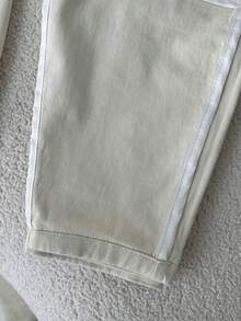 男童休闲弹力腰裤，适合玩耍和日常穿着，舒适休闲，是度假和外出游玩的理想之选，春秋季款。 - 奶油色 - 查看 4