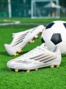 New Recommended Soccer Shoes For Men, Women, And Teenagers, Featuring Long Studs, Non-Slip, Low-Top, Durable Design For All-Season Wear, Suitable For Daily Grass Soccer Training And Matches - White - View 3