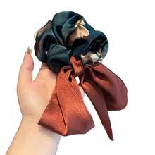2025 Korean High-End Exquisite Retro Print Ribbon Hair Tie, Hair Rope, Fashionable Ponytail Ribbon Hair Accessory, Women's Fresh And Sweet Hair Accessory, Temperament Hair Tie. Hot-Selling Silk Ribbon Scrunchie | Japanese Retro Elegant Style, Smooth Silk + Large Ribbon Design, Commuting, Date, Luxury Coordination Sacred Treasure, Versatile For All Occasions, Highlighting The Exquisite Taste Of Popular Girls. 2025 Korean High-End Exquisite Retro Print Ribbon Hair Band/Hair Elastic | Fashionable Ponytail Ribbon Hair Accessory, School-Style Button Ribbon Scrunchie, Sweet And Cheerful Girl, Large Size Hair Band, Comfortable Scrunchie, Autumn Scrunchie, Winter Scrunchie, Hair Elastic, Korean Mature Style, Winter Hit Scrunchie, Christmas Scrunchie, Sweet And Cheerful Girl, Korean Mature Style Hair Accessory, Gentle Japanese Retro Elegant Christmas Limited Edition Hair Band, Winter Hit Scrunchie