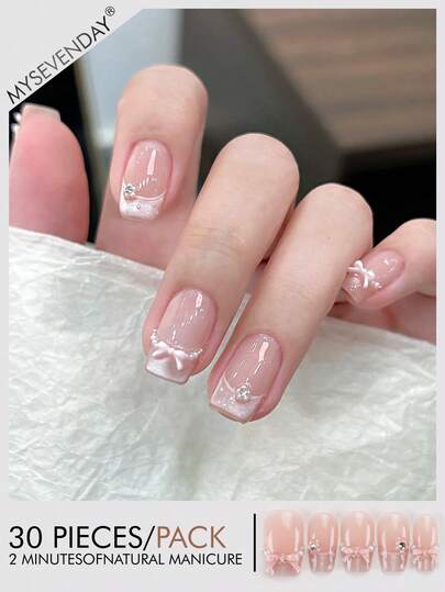 30片方形按压式美甲贴片，短款/立体蝴蝶结、仿珍珠花朵、镶钻法式甜美美甲，完美贴合的亚克力假指甲套装，包含1支果冻胶和1把指甲锉，适合女性秋冬季日常工作、学习和聚会，也适合聚会、节日和日常美甲用品。