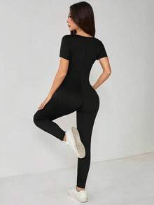 Mono deportivo de manga corta con cuello cuadrado para mujer de unicolor, de corte ceñido de moda - Negro - Ver 2