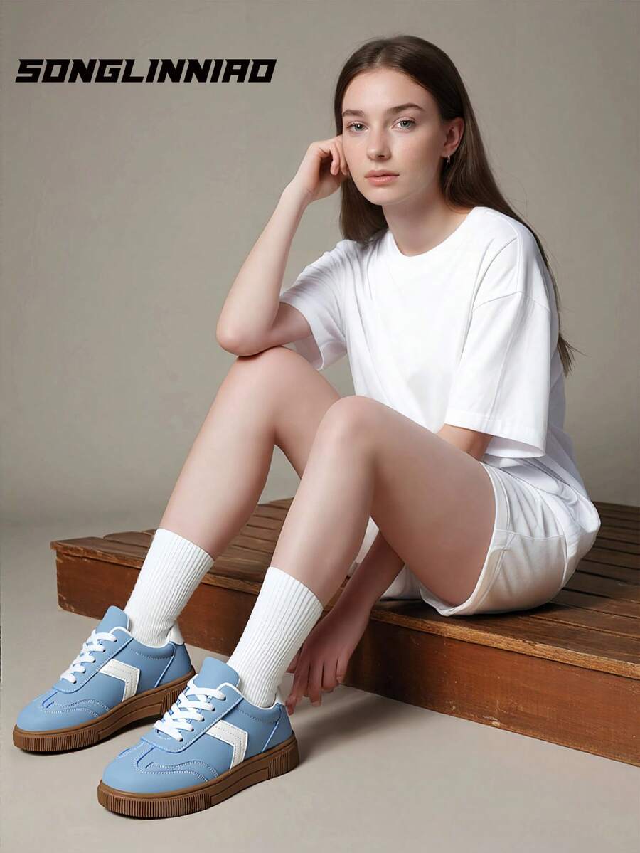 SONGLINNIAO Retro Design Lace-Up Lightweight Running Shoes For Women