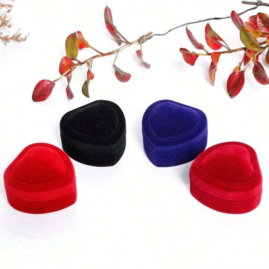 1PC Velvet Single Ring Display Box, Heart-Shaped Design Engagement And Wedding Ring Box, Valentine's Day Gift, Summer Essentials, Women's Storage Box, Gift For Travel Back To School