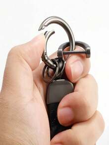 Car Carbon Fiber Keychain Zinc Alloy Keyrings Accessories For Mercedes Benz AMG GLC W203 W206 W205 W211 W212 W201 W210 W168 W220