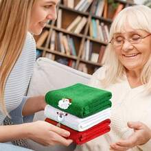 Toalha de Natal, estampa macia de Papai Noel e guirlanda de rena, 3 opções de cores, adequada para casa, cozinha, banheiro, compacta e portátil, conjunto de toalhas de mão para presente, ideal para o Natal, toalhas de banho de Dia dos Namorados para salão de beleza, esportes de hotel, itens essenciais para casa, toalha, cuidados com a pele