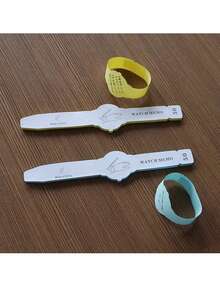 50 pezzi Braccialetti adesivi riutilizzabili - Colore casuale, fasce memo indossabili con design ergonomico per scuola, ufficio, programma, promemoria riunioni, gestione attività, organizzatore moderno, scrittura fluida, strumento di promemoria per persone occupate