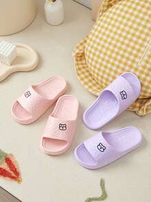 Sandales d'été épaisses à la mode pour femmes, simples et polyvalentes, en EVA antidérapante. Idéales pour la maison, la salle de bain, le dortoir.