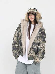 This  Casual, Washed Camouflage Down Jacket Features A Hood, Thick Padding, And A Versatile Design. It's A Versatile Nylon Down Jacket With A Loose Fit And Slim Fit. It's A Versatile, Cut-And-Sew Casual Jacket With A Zipper And Contrasting Faux Fur Accents, Perfect For School Or The Office. - Army Green - View 4