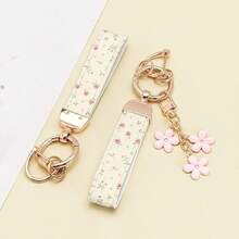 1 breloc elegant din piele PU imprimat cu inel din aliaj de zinc rezistent la rugină, accesoriu de modă pentru femei la modă, potrivit pentru chei auto, chei de ușă și cadouri, breloc, breloc la modă, durabil și robust.