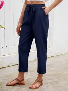 Calça Capri Azul Marinho Plissada com Cintura Elástica e Cordão, Tecido Sólido, Casual, Uso Versátil na Primavera/Verão, Ajuste Slim - Azul Marinho - Visão 3