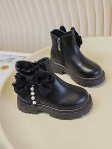 1 par de botas de bebé de moda y versátiles para otoño/invierno, con un gran lazo negro y decoración de perlas, elegante y llamativo, que combina perfectamente con vestidos de princesa o pantalones casuales - Negro - Ver 4