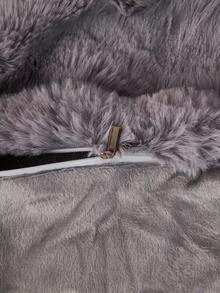 1 Stück graue Kunstfell Dekorative Kissenbezug (Füllung nicht enthalten), moderner Flanell Plüsch Kissenbezug mit Reißverschluss, geeignet für Zuhause, Sofa, Wohnzimmer