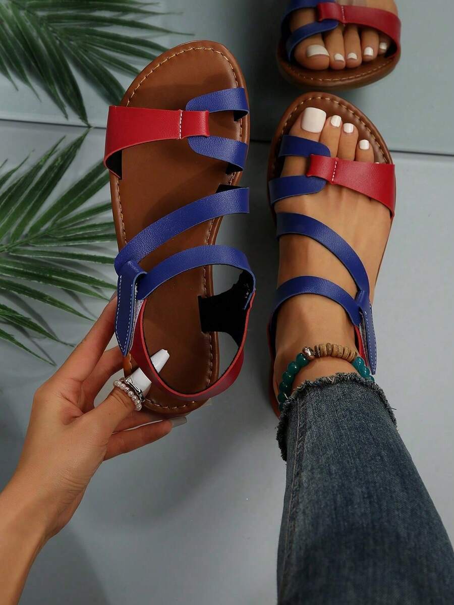 全新加大码女式舒适简约圆头钩环拼色休闲平底拖鞋凉鞋，时尚户外/沙滩风格夏季鞋 - 彩色 - 查看 1