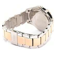 Guess Reloj de cuarzo elegante de acero inoxidable para mujer, reloj casual perfecto para accesorios diarios, Reloj de mujer Siren Silver W0442L1