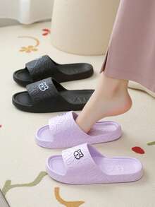 Sandales d'été épaisses à la mode pour femmes, simples et polyvalentes, en EVA antidérapante. Idéales pour la maison, la salle de bain, le dortoir.