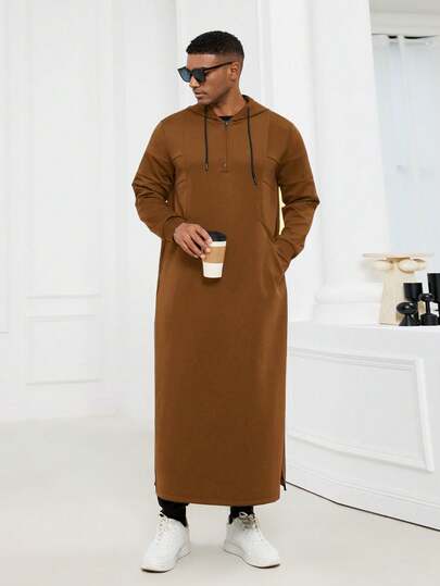 Bata con capucha negra para hombres musulmanes de Kamisweat, adecuada para culto, vacaciones, uso diario casual, deportes ligeros, diseño de tela cómoda, diseño con cremallera frontal simple y de moda, bolsillos laterales inclinados talla grande flexibles, diseño de abertura lateral en el bajo, bata sin tropiezos. Disponible en múltiples colores: azul, verde oscuro, verde oliva, rojo caqui, gris blanco marrón, rojo púrpura, siempre hay uno que te queda bien.