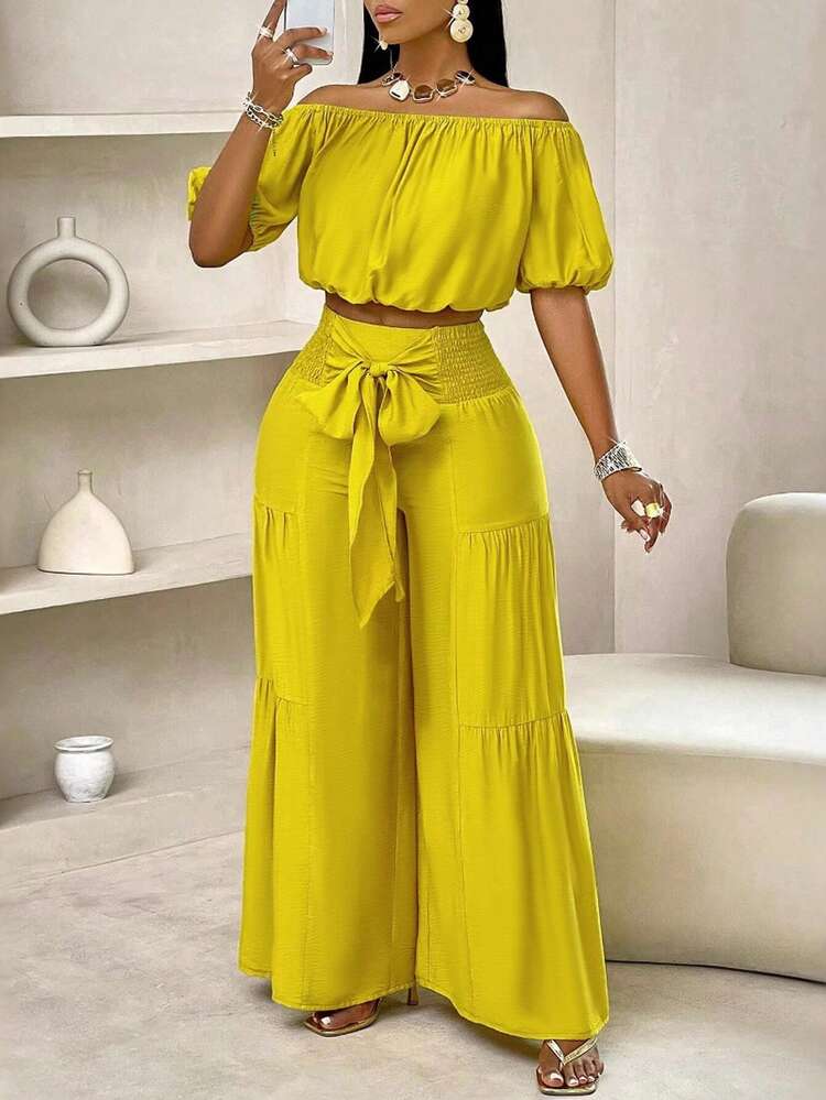Set da donna casual, composto da top a manica corta tinta unita e pantaloni lunghi con coulisse in vita, outfit estivi per donna - Giallo - Visualizzare 3