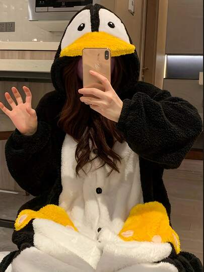 Winter Penguin Bathrobe - Pajamas - Comfortable Fleece Long-Sleeved Hooded Pajamas, Thickened Cold-Proof Home Wear, Hooded Design, Soft Polyester Fiber Comfortable Robe, Machine Washable Loose Fit, Warm Birthday Christmas Gift, Indoor Casual Wear, Durable Sleeping Equipment, Suitable For Autumn And Winter, Warm, Gift, Couple Wear, Theme Party And Casual Wear, Christmas Gift, New Year Gift