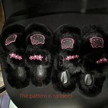 Sanrio 1 paire de pantoufles d'intérieur Hello Kitty, pantoufles en coton, pantoufles d'intérieur décontractées multicolores, design 3D créatif, pantoufles Hello Kitty mignonnes