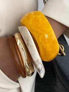 1pc/4pcs/Set Bohemian Geometric Arc Smooth Resin Cuff Bracelet, Luxurious Casual Party Women Couples Wedding Holiday Versatile Metal Jewelry Bracelet Gift (The Material And Color Of The Bracelet Are Subject To The Actual Product)