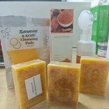 4pcs Turmeric Facial Cleansing Set, Including 30 Facial Wipes, 1/3/5 Pieces Of Handmade Turmeric Kojic Acid Soap, And 1 Bottle Of Turmeric And Damascus Rose Facial Cleansing Mousse. It Provides Deep Cleansing And Moisturizing, Contains A Large Amount Of Curcumin, Vitamin E, And Rose Essence, And Is Suitable For The Face And Body With A Natural And Mild Formula. - 黃色 - 查看 7