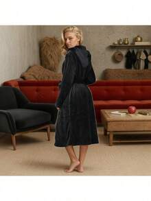 Flannel Plain Weave Hooded Bathrobe, Soft, Comfortable, And Warm Women's Nightgown, Short-Length Terry Cloth Shawl-Collar Bathrobe - 黑色 - 查看 5