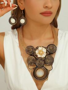 Set de 3 piezas de collar y aretes bohemios, africanos y coreanos hechos a mano con alambre de aluminio multicapa exagerado, brillante para vacaciones, fiestas, playa y estilo vintage