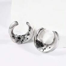 2pcs Punk Style Moon Skull Ear Gauges, Screw Ear Plugs Tunnels, Earrings, Body Piercing Jewelry, Suitable For Halloween Gifts And Daily Wear