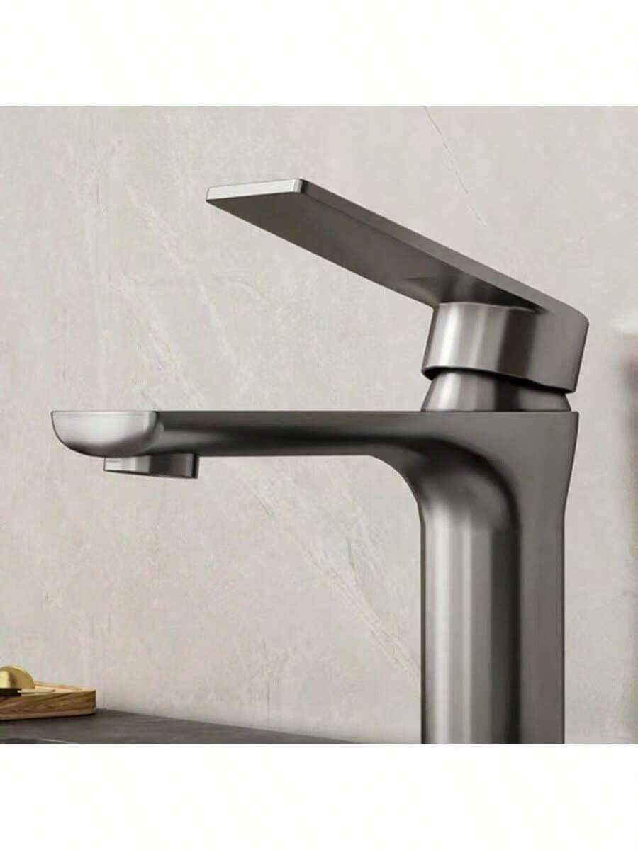 150MM*168MM GUN ASH Home Bathroom / Hotel Toilet Anti-Rust And Corrosion-Resistant, Soft Water Outlet Home Users / Hotel Procurement