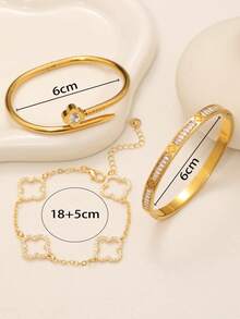Luxury Elegant Fashion Four-Leaf Clover Nail-Shaped Zirconia Bracelet Stainless Steel Women's Bracelet Set, Suitable For Daily Stacking Wear, Evening Parties, Dates, And Daily Wear As Gifts