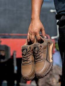 Dian Sen Light Steel Toe Safety Shoes Men's Work Sneaker Easy Wear Work Safety Boots Breathable Sport Work Shoes Men Boots Work Safety Shoes Men's Safety Boots Anti-Smash Work Shoes With Steel Toe Shoes Men Work Boots Anti-Stab Safety Sneakers Male,Shoes For Men,Shoes,Safety Shoes For Men,Men Shoes,Safety Shoes,Work Boots,Steel Toe Cap Trainers,Steel Toe Cap Boots,Work Shoes Comfortable Work Shoes Men Steel Toe Boots Hiking Shoes Outdoor,Men Shoes